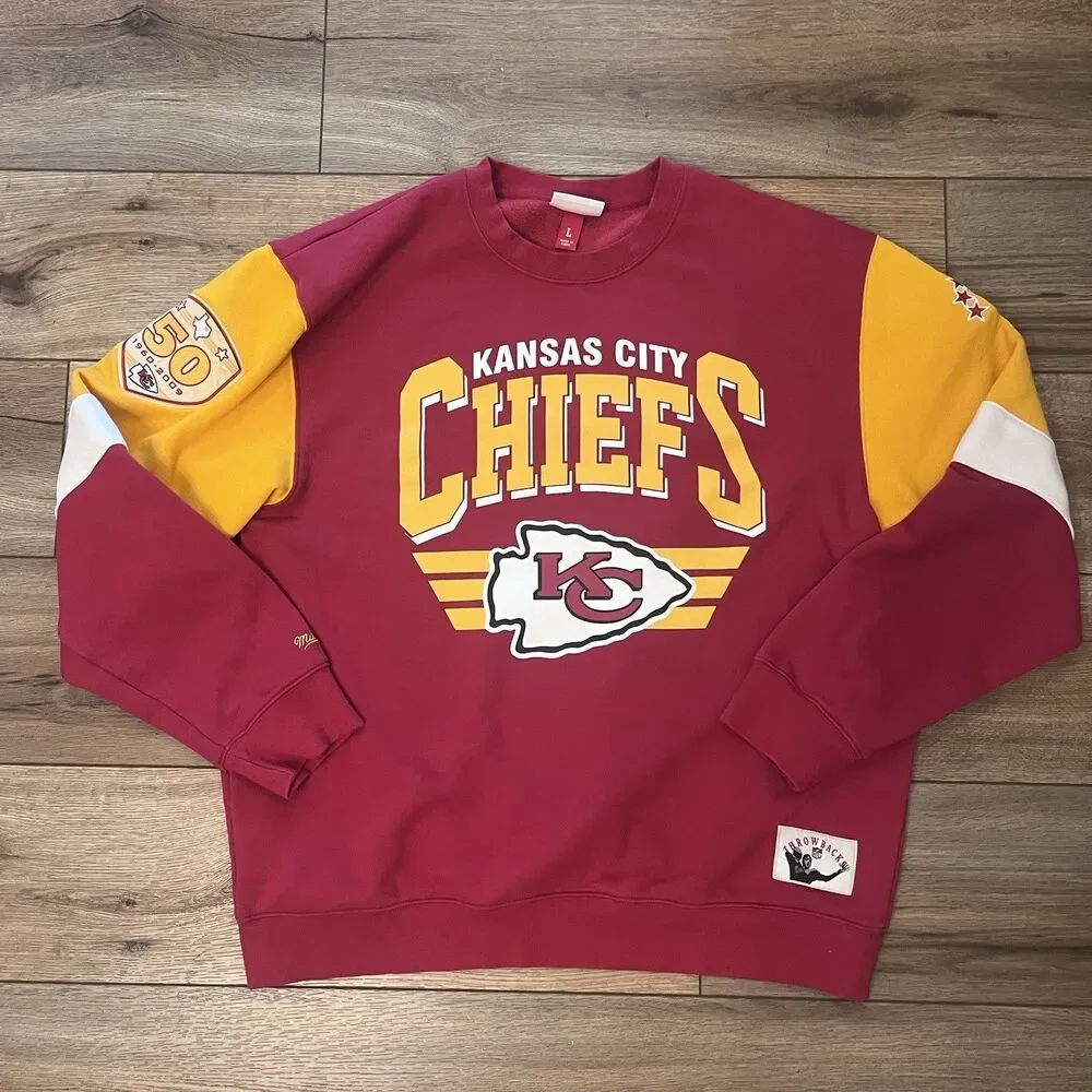 Mitchell & Ness Throwback Kansas City Chiefs Football Crewneck Sweatshirt Size L